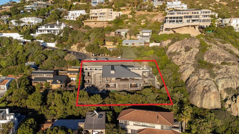 6 Bedroom Property for Sale in Llandudno Western Cape